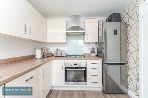 Kitchen- click for photo gallery